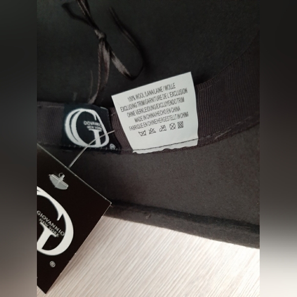 Hat - Picture 2 of 3